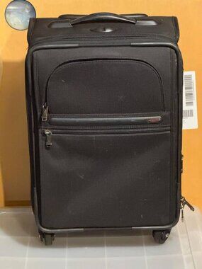 TUMI Alpha Series Expandable 4-Wheel Spinner Carry-On Suitcase